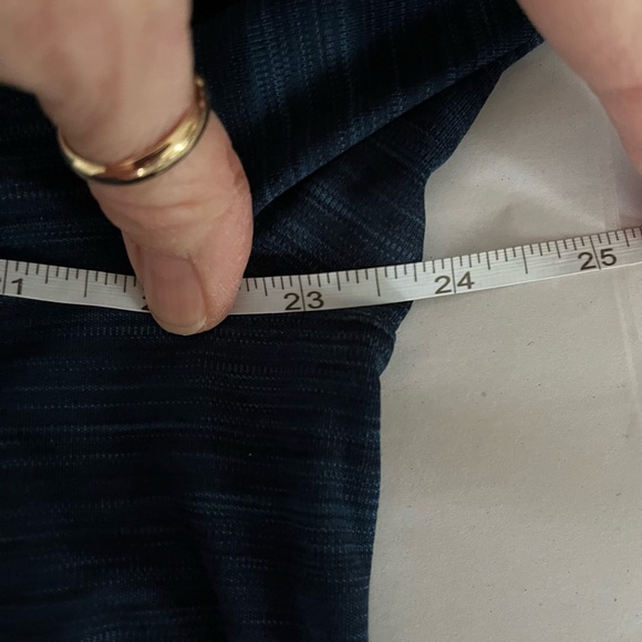 Men’s Adidas 1/4 Zip Shirt - Picture 6 of 7